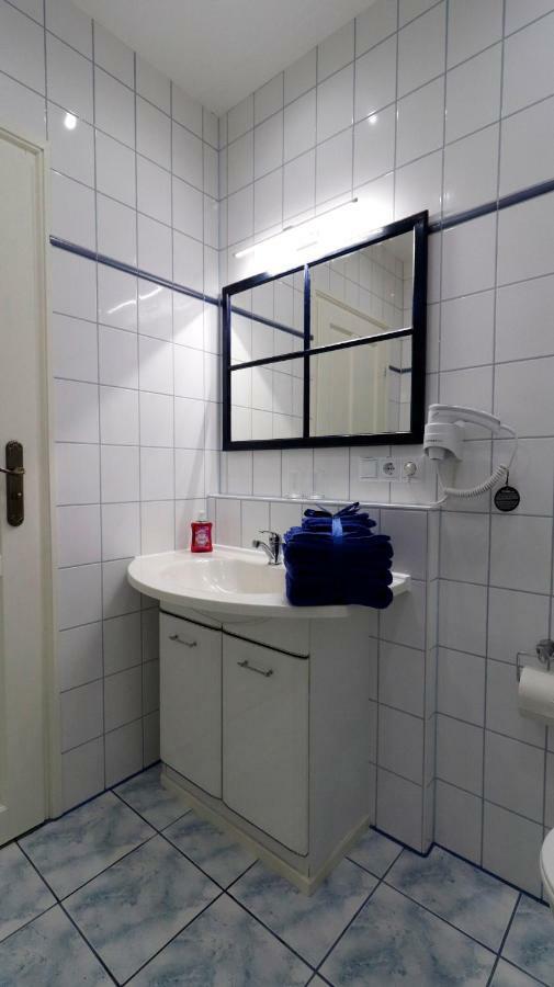 Ferienwohnung Zum Rotem Karpfen Erfurt Exterior photo